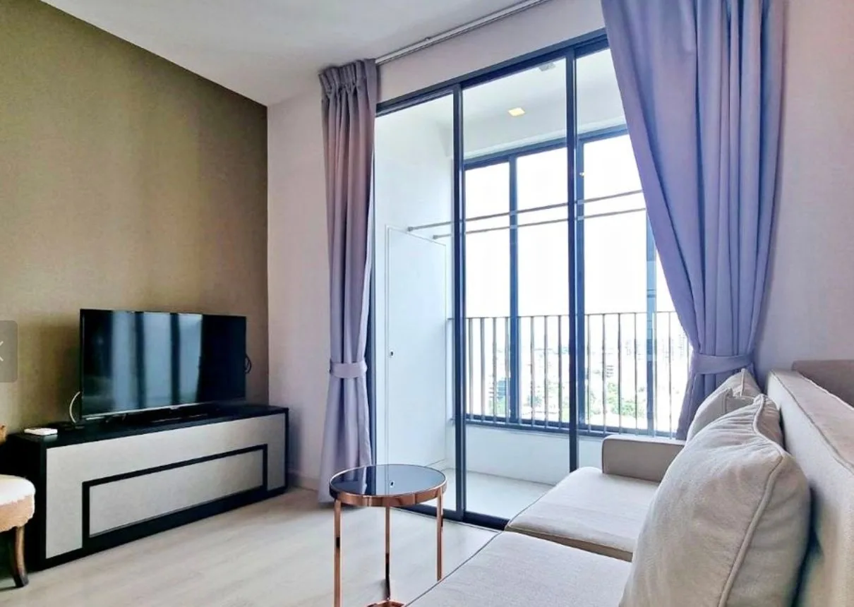 Ideo Mobi Sukhumvit 81 — photo 1