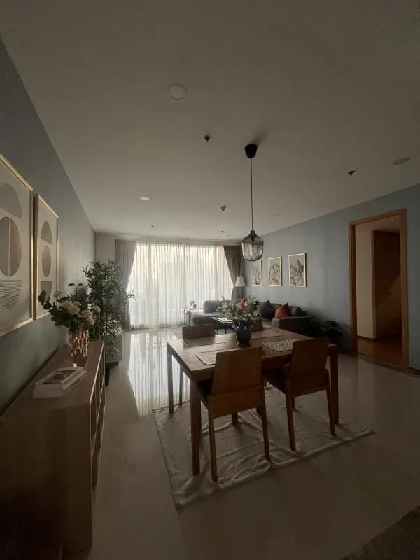 The Empire Place — photo 1