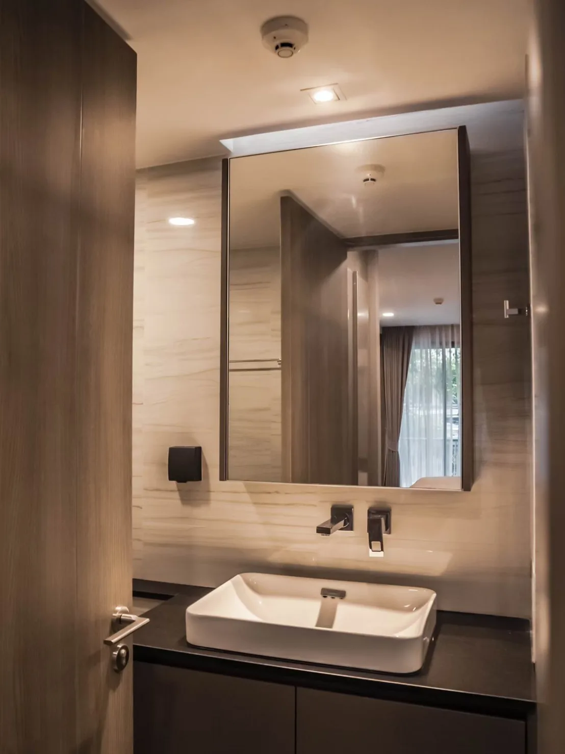 Klass Condo Siam — photo 5
