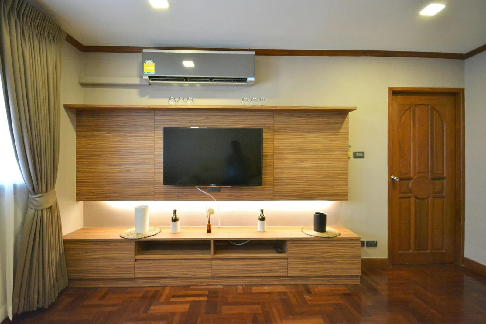 Thonglor Tower — photo 3