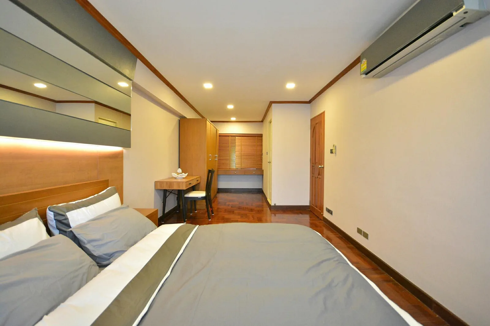 Thonglor Tower — photo 9