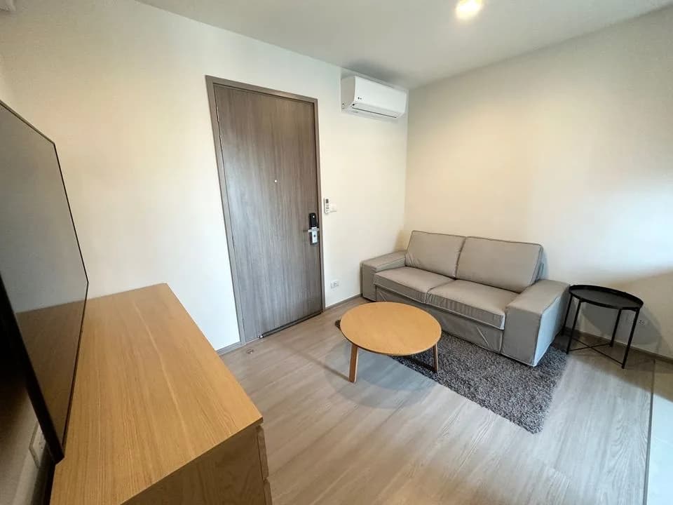 The Base Phetchaburi-thonglor — photo 2