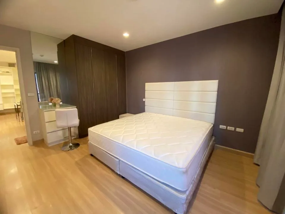 Urbano Absolute Sathon - Taksin — photo 9