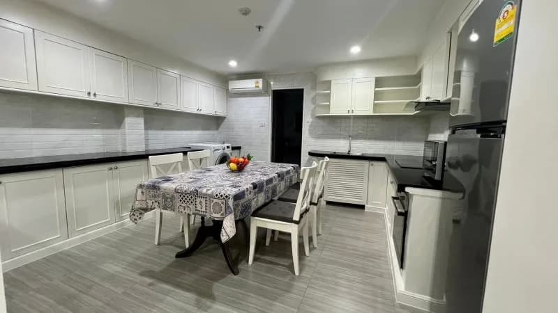 M Tower Apartment — photo 4