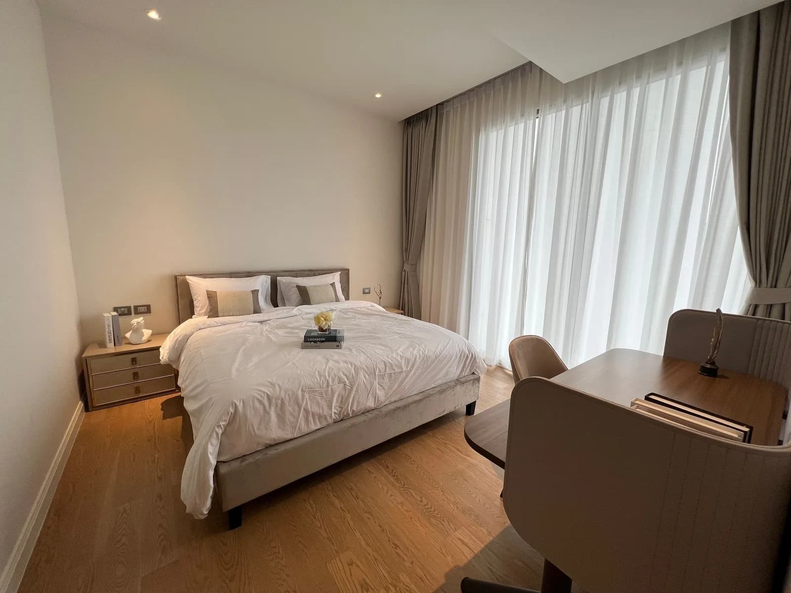 Magnolias Waterfront Residences — photo 7