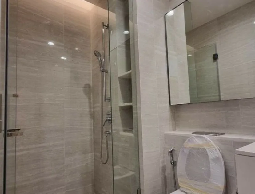Anil Sathorn 12 — photo 5