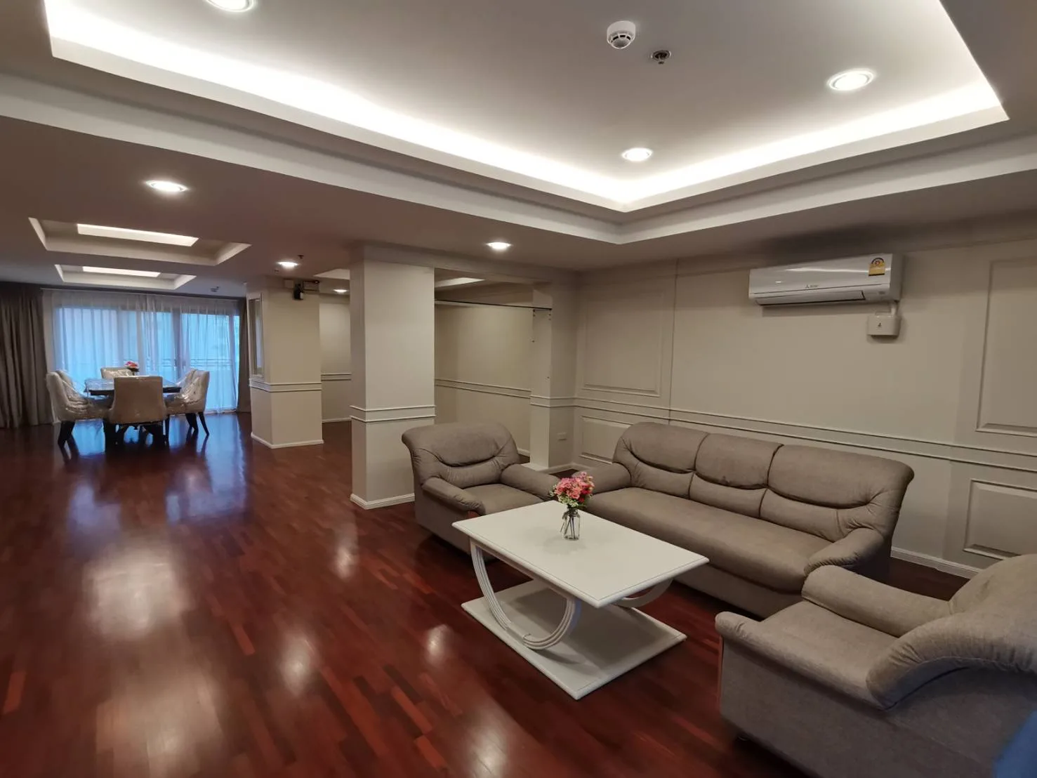 M Tower Apartment — photo 1