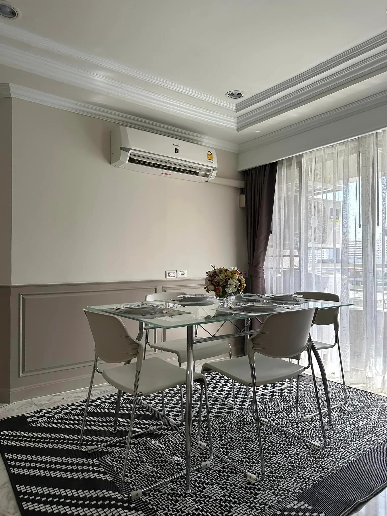 Thonglor Tower — photo 3