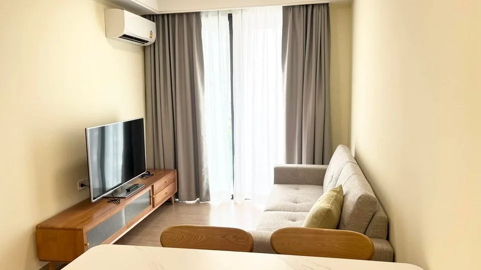 Regal Condo Sathorn-naradhiwas — photo 1