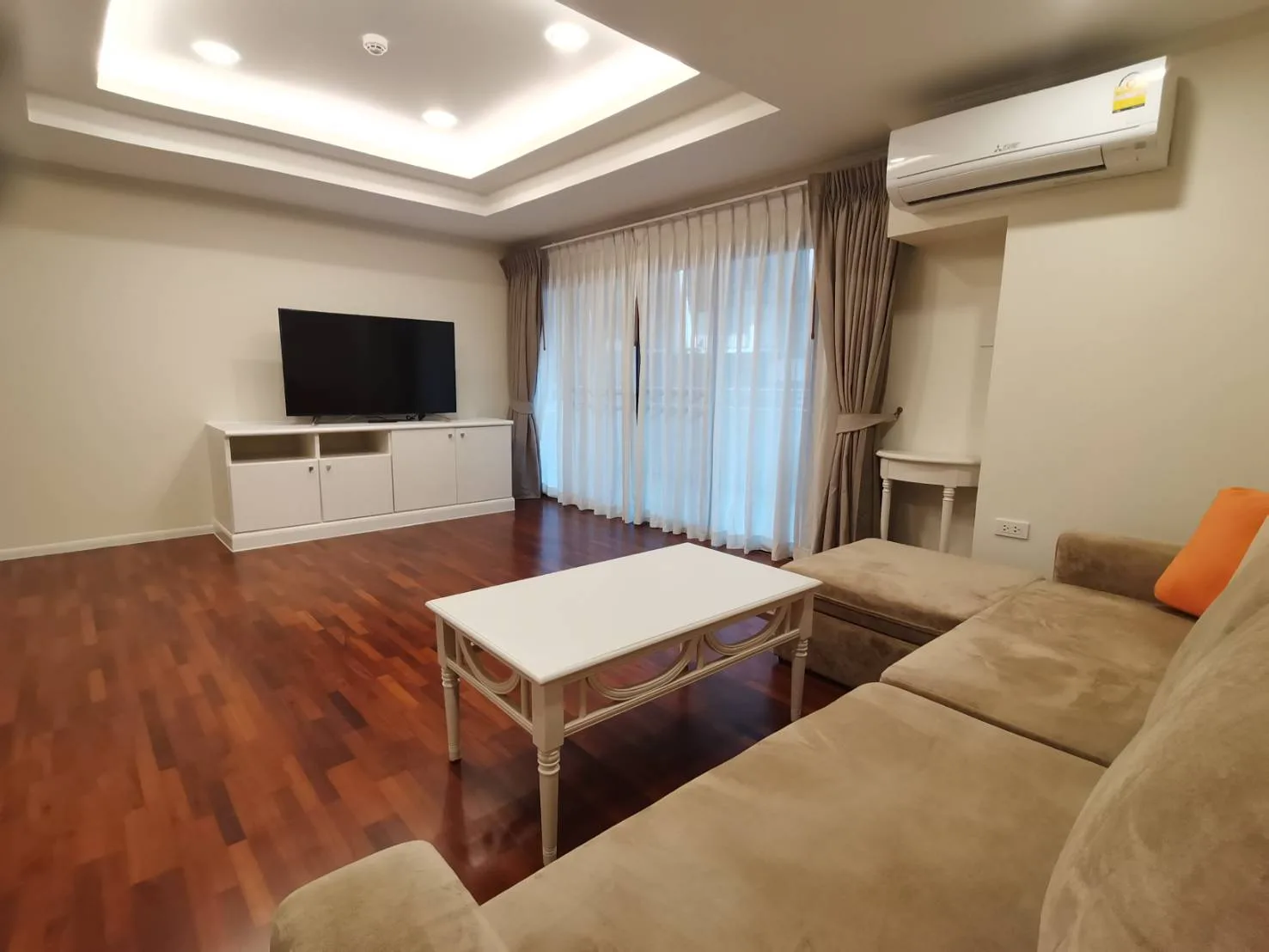 M Tower Apartment — photo 6