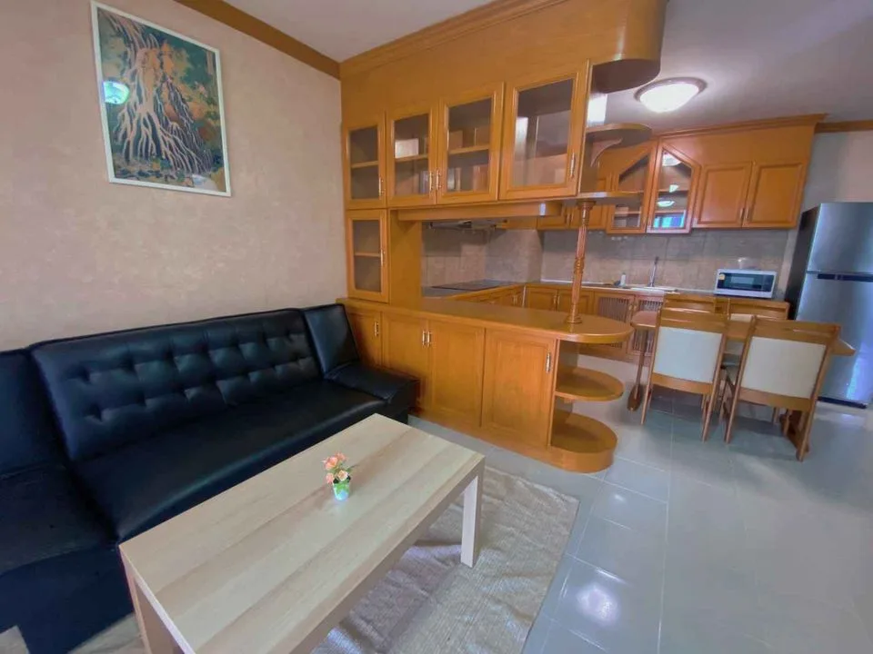 Supalai Place — photo 1