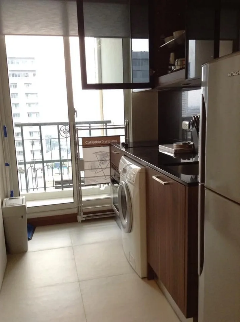 Ivy Thonglor — photo 3