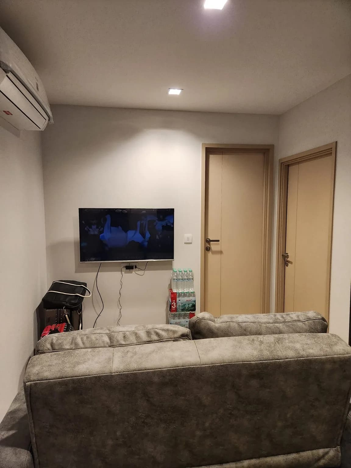 Life Sathorn Sierra — photo 1