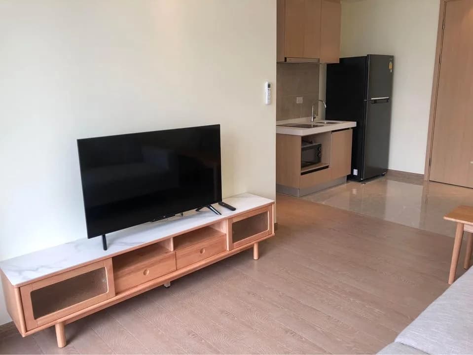 Regal Condo Sathorn-naradhiwas — photo 5