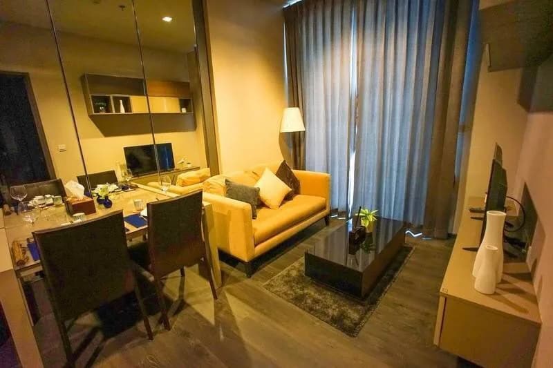 Edge Sukhumvit 23 — photo 1