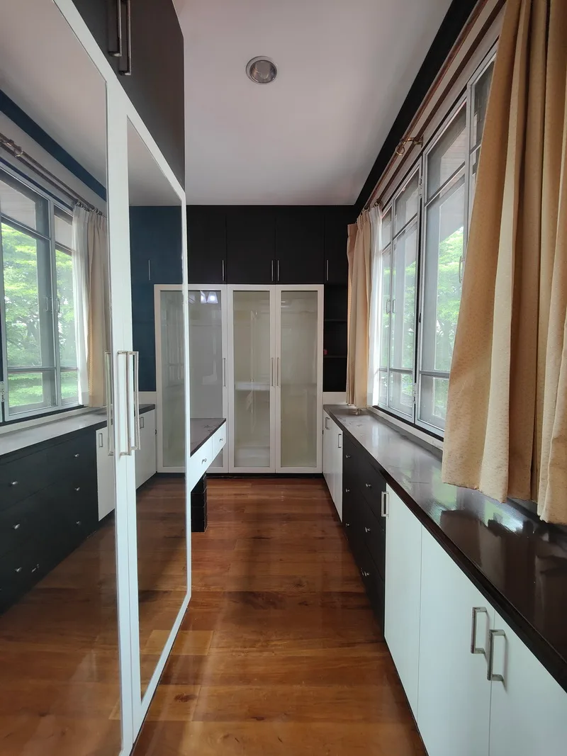 Single House Charoen Mit 25 — photo 15