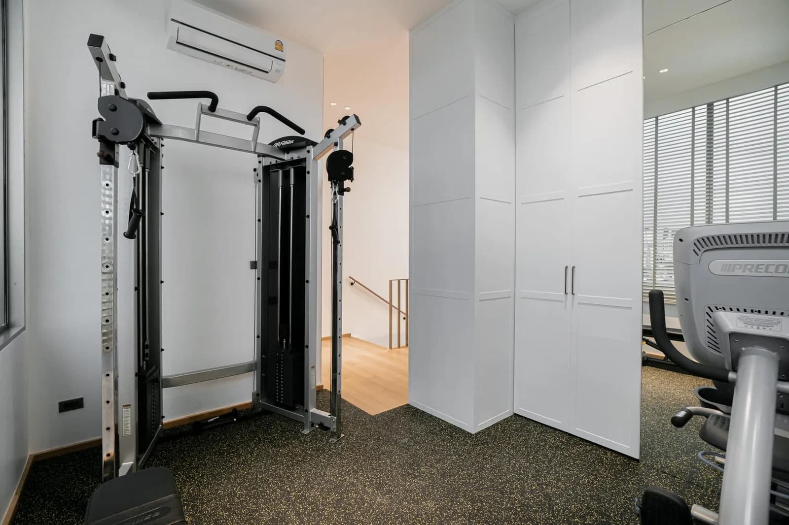 The Luxury Home — photo 19