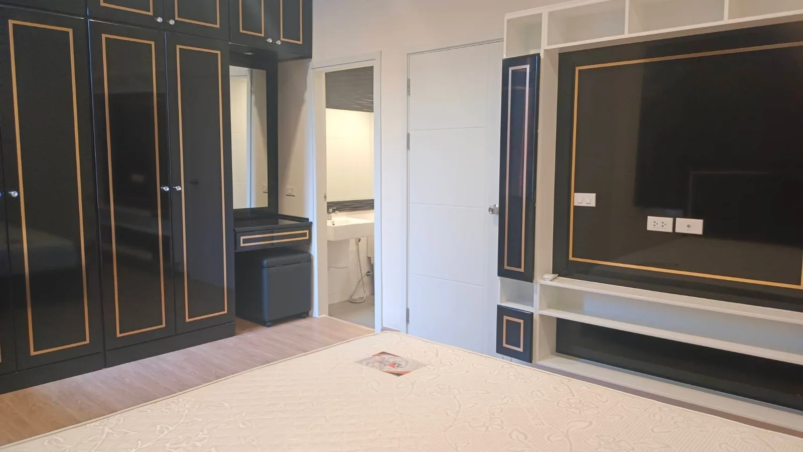 Townhome — photo 6