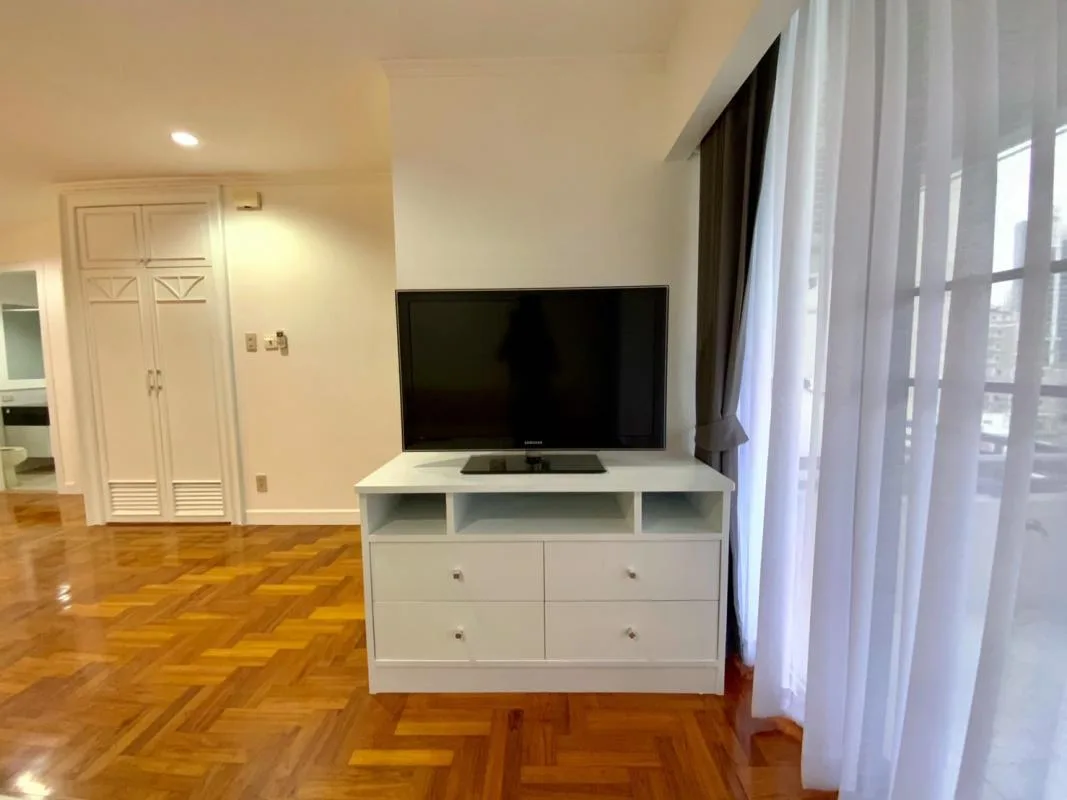 Acadamia Grand Tower — photo 2