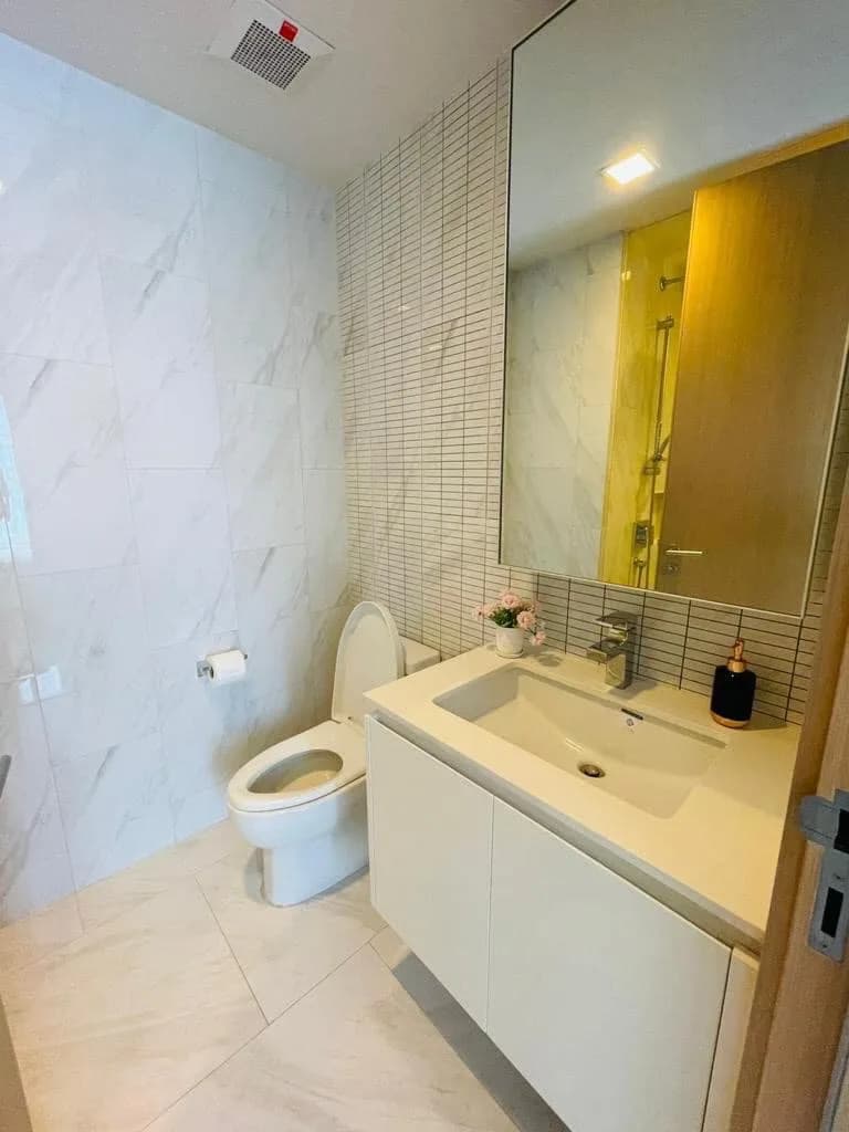 Hyde Sukhumvit 11 — photo 12