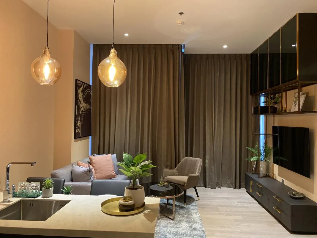 The Esse Asoke — photo 1