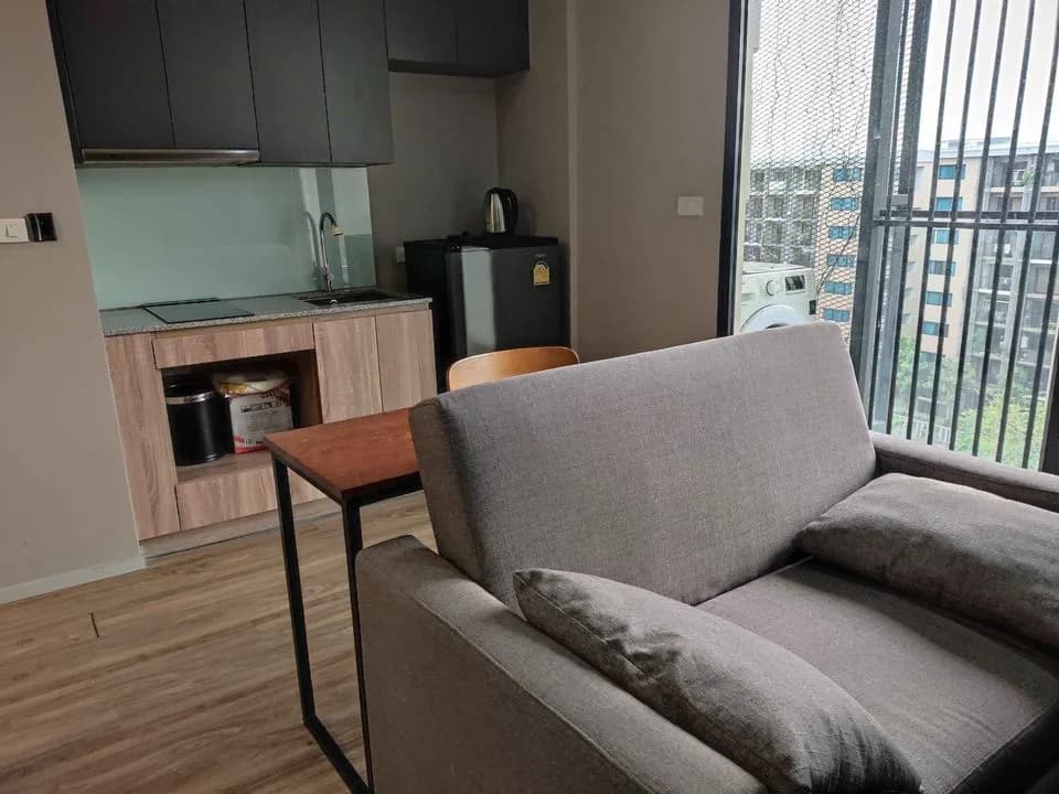Blossom Condo @ Sathorn - Charoenrat — photo 4