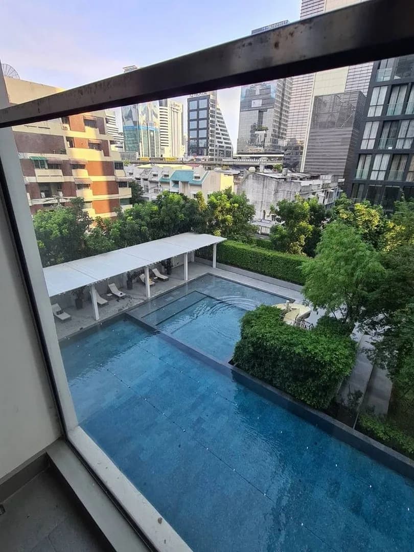 Noble Ploenchit — photo 11