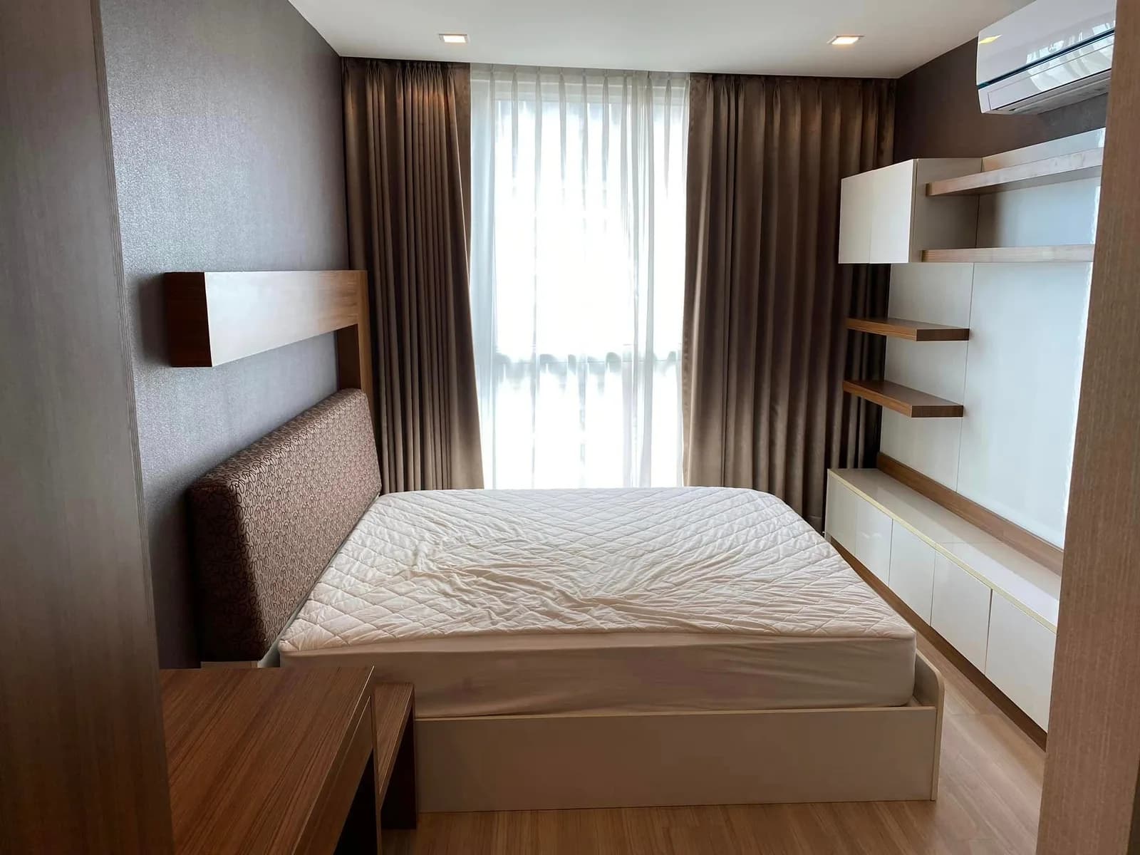 Sky Walk Condominium — photo 3