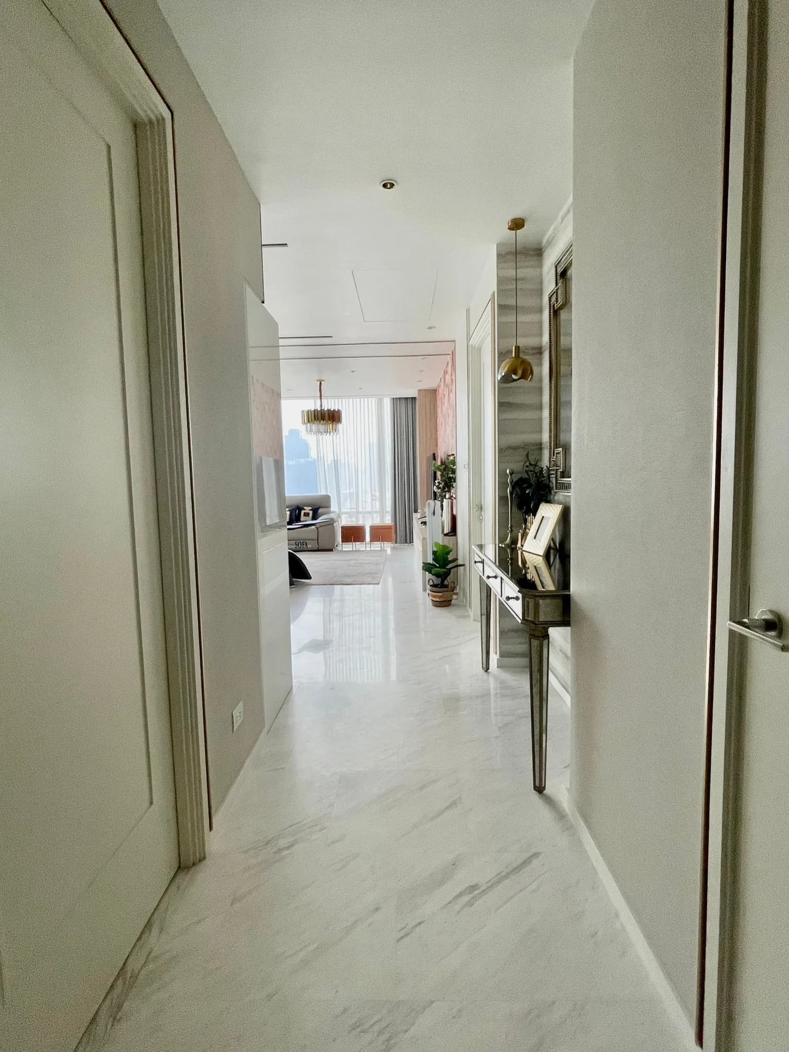 Four Seasons Private Residences Bangkok — photo 11