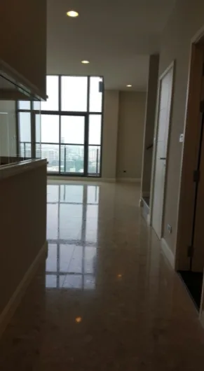 Four Seasons Private Residences Bangkok — photo 7