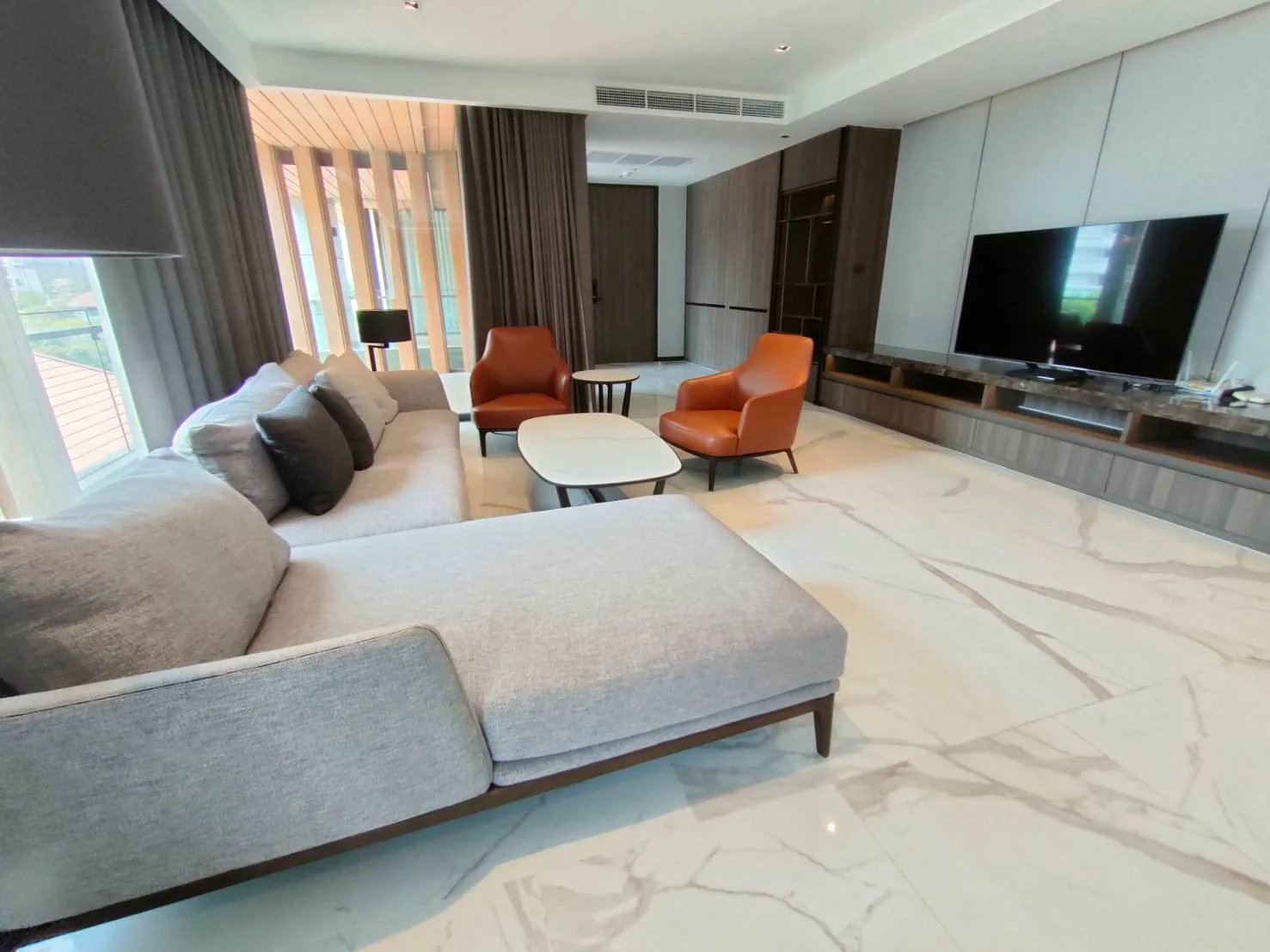 Polaris Residence — photo 1