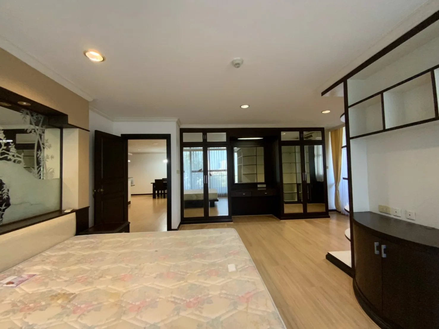 Supalai Place — photo 3