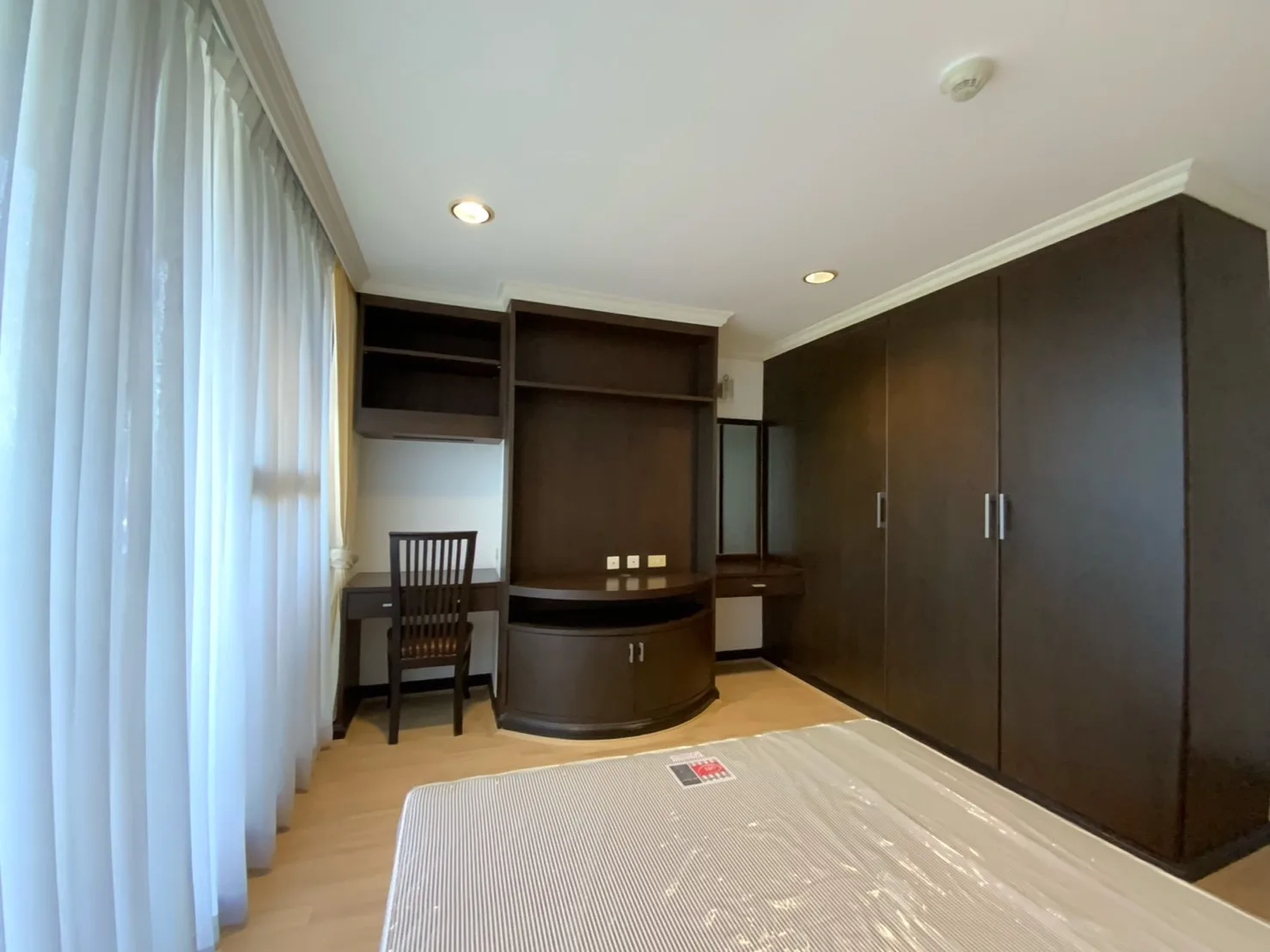 Supalai Place — photo 5