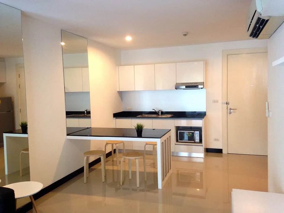 Voque Sukhumvit 16 — photo 2