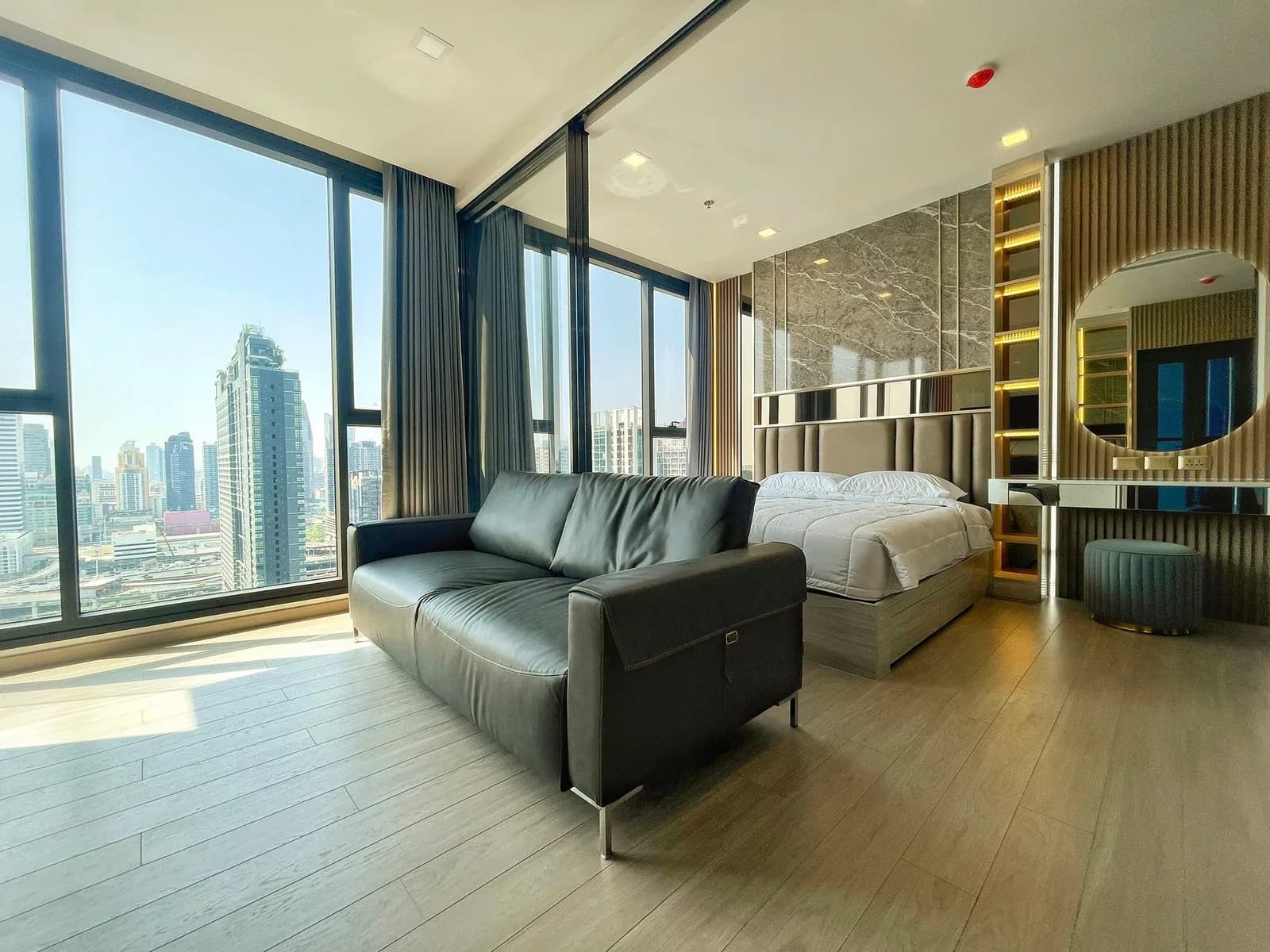 One 9 Five Asoke - Rama 9 — photo 1
