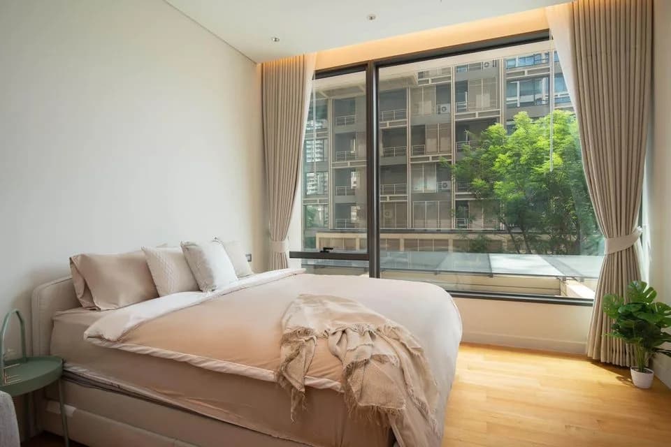 Sindhorn Residence — photo 3