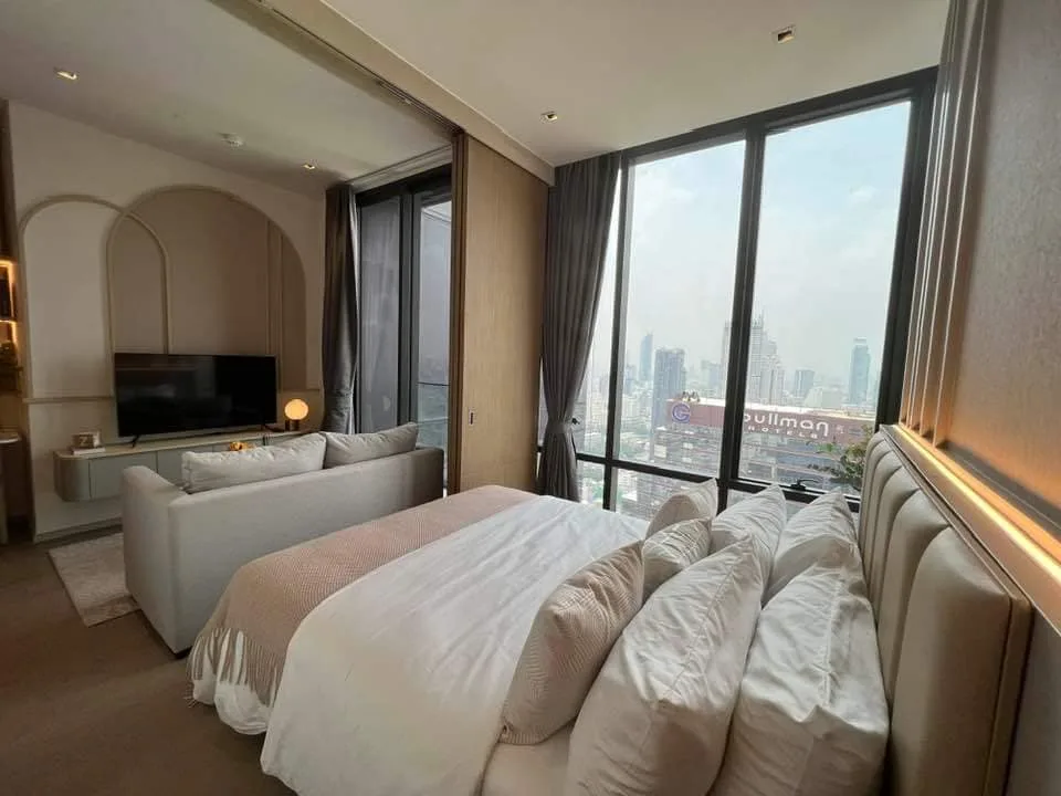 Ashton Silom — photo 5
