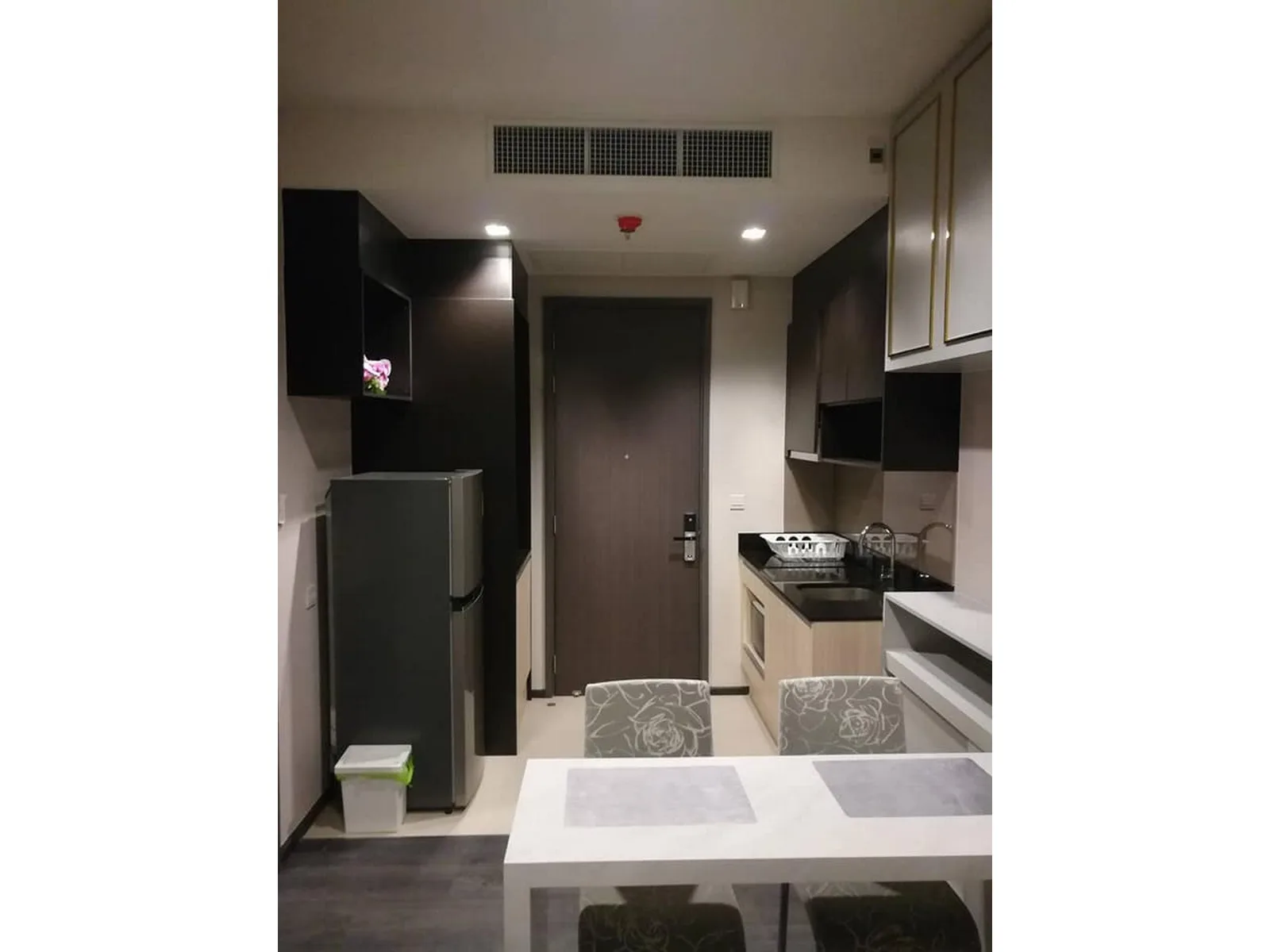 Edge Sukhumvit 23 — photo 4