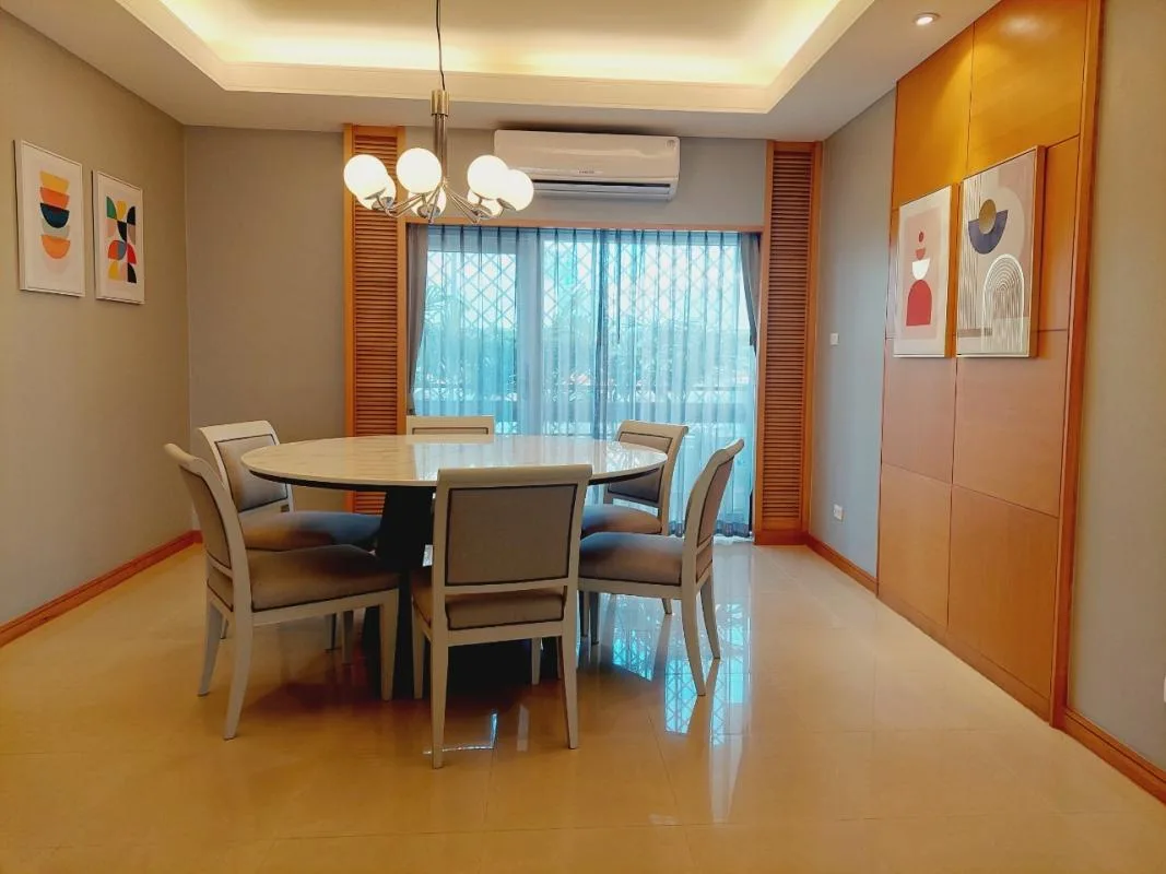 Esmeralda Apartments — photo 5
