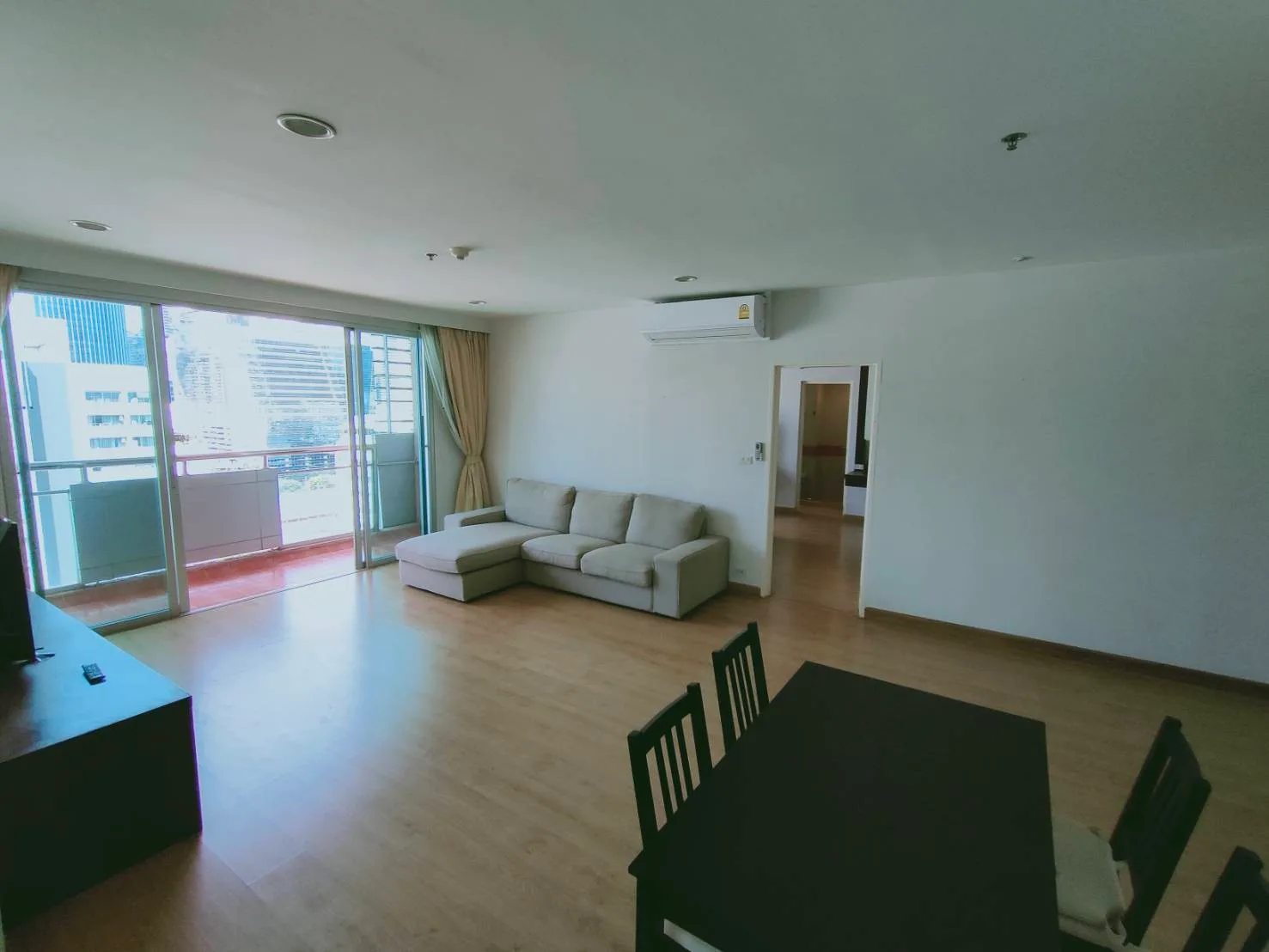 Silom Grand Terrace — photo 4