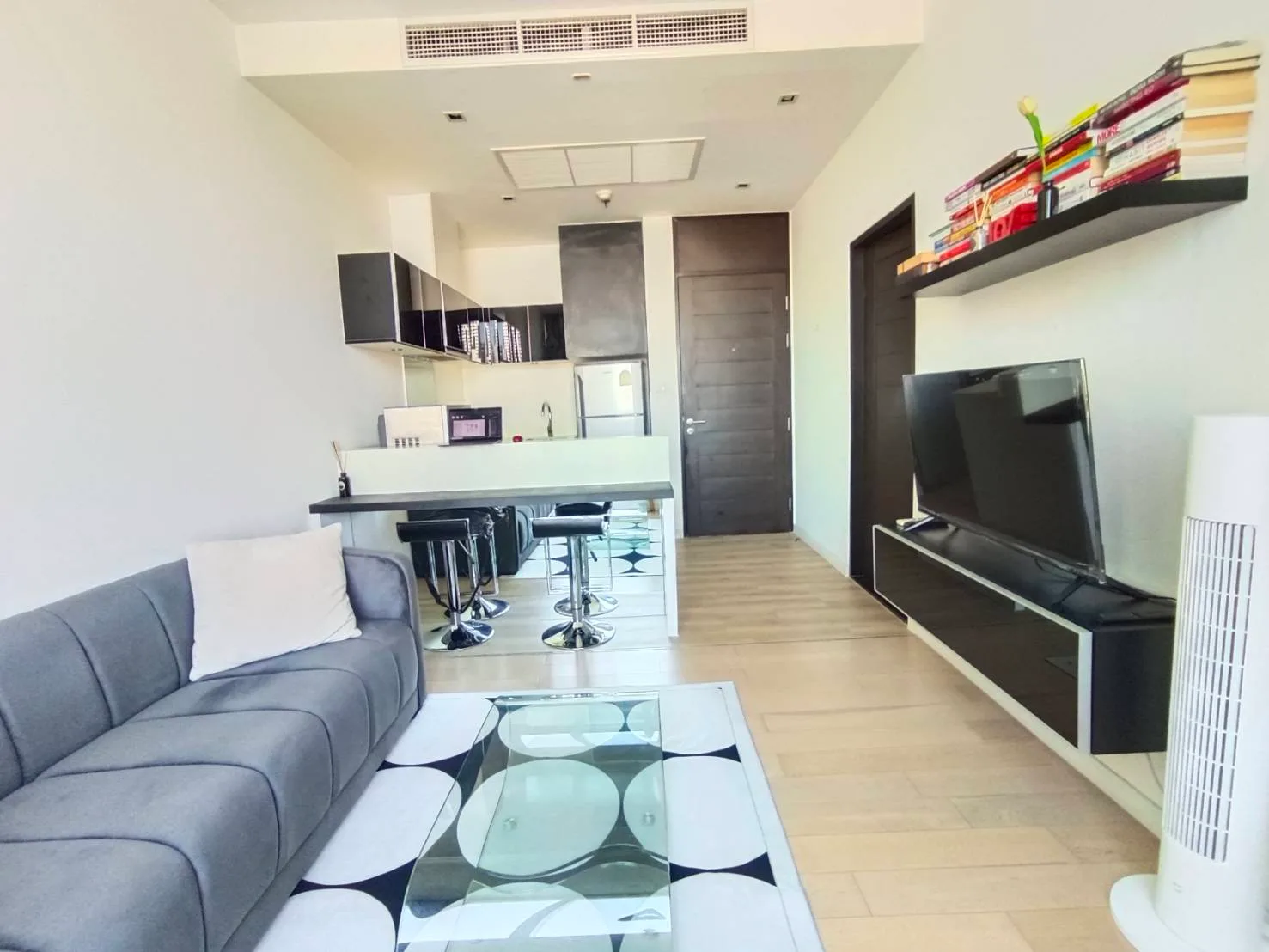 Eight Thonglor Residence — photo 1