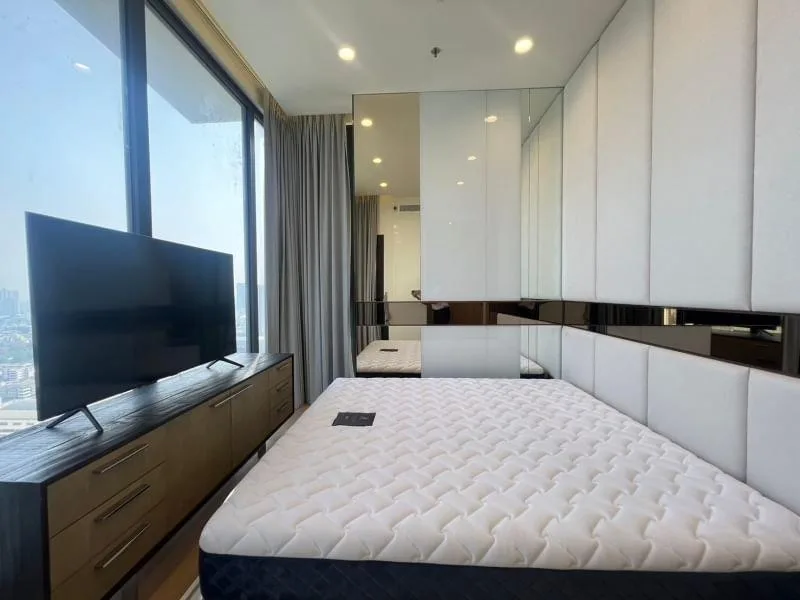 Anil Sathorn 12 — photo 9