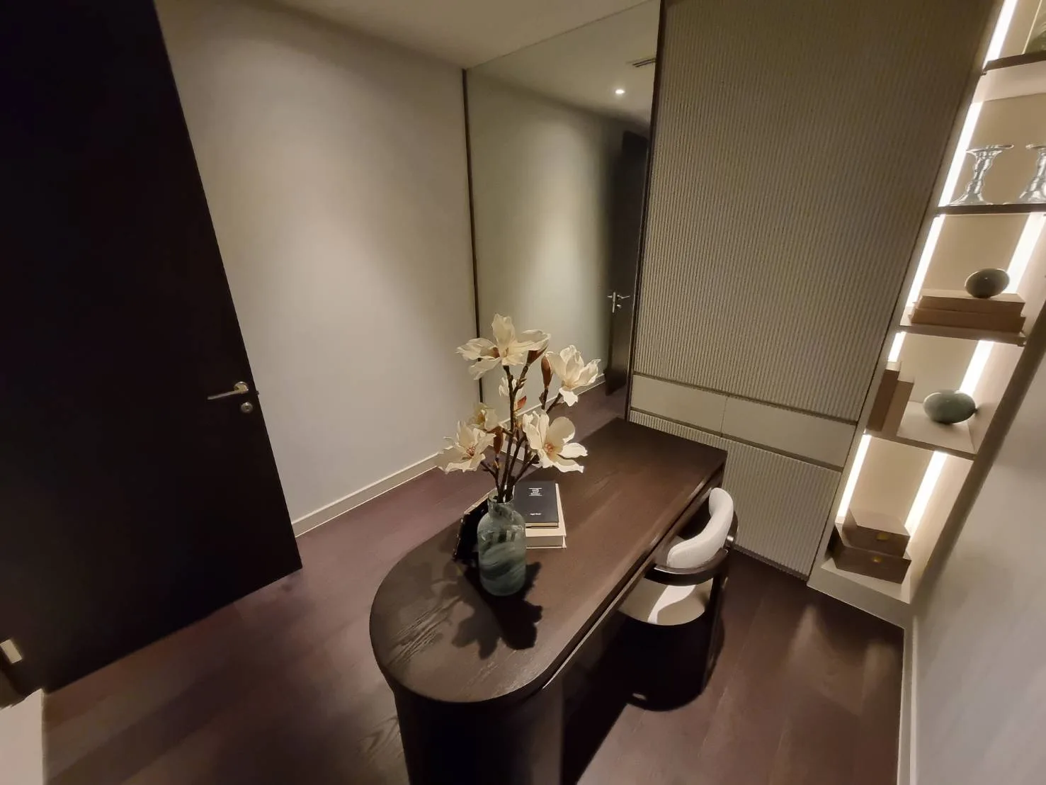 Nivati Thonglor 23 — photo 20