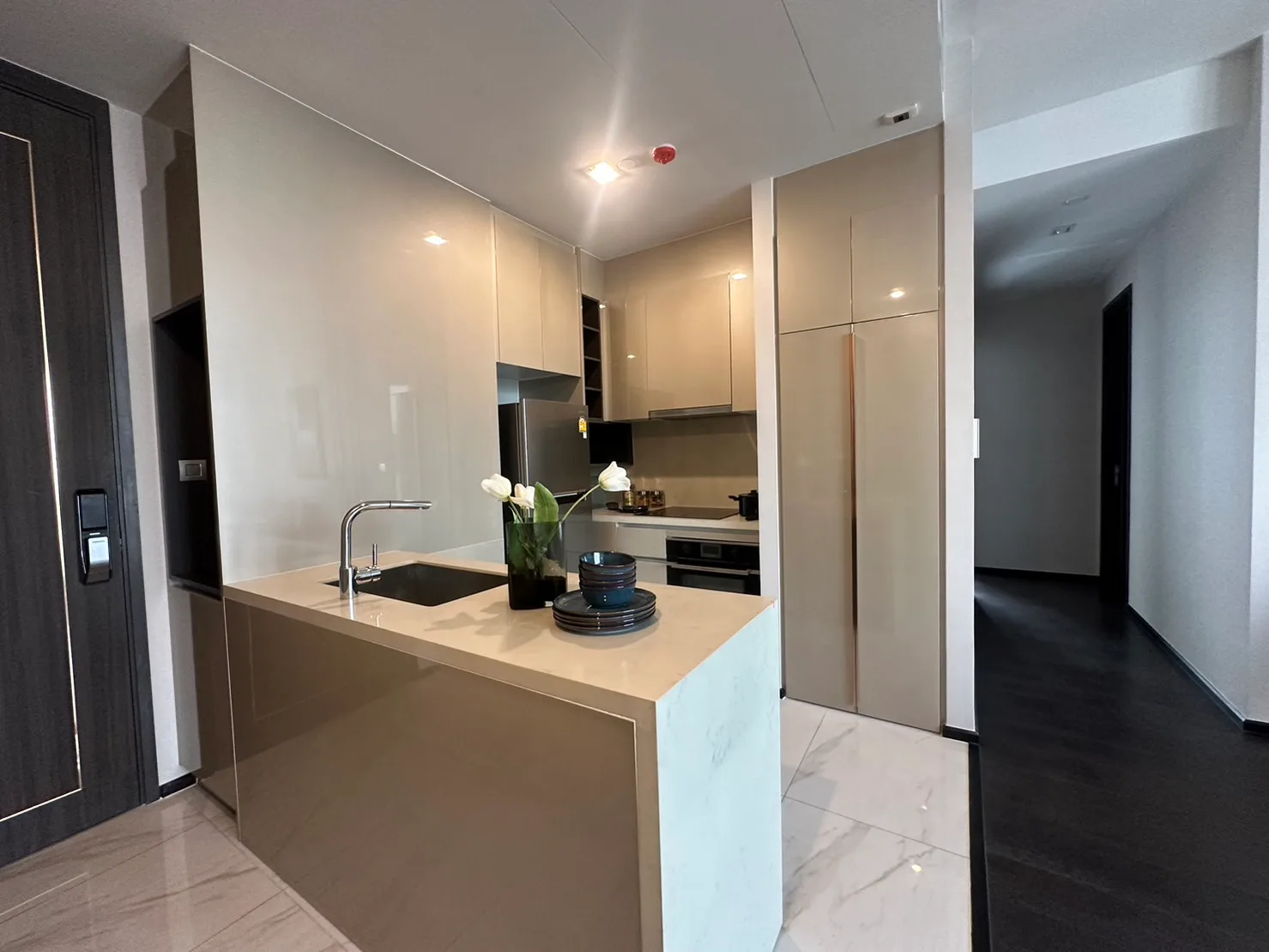 Laviq Sukhumvit 57 — photo 12