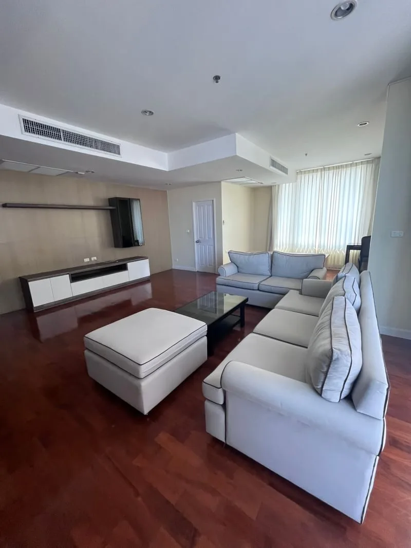 Siri Residence — photo 1
