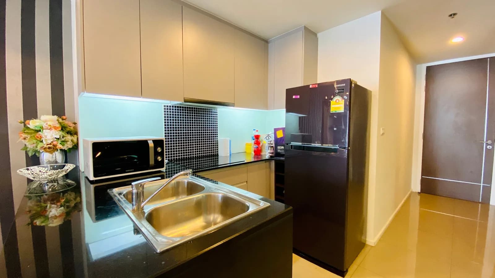15 Sukhumvit Residences — photo 3