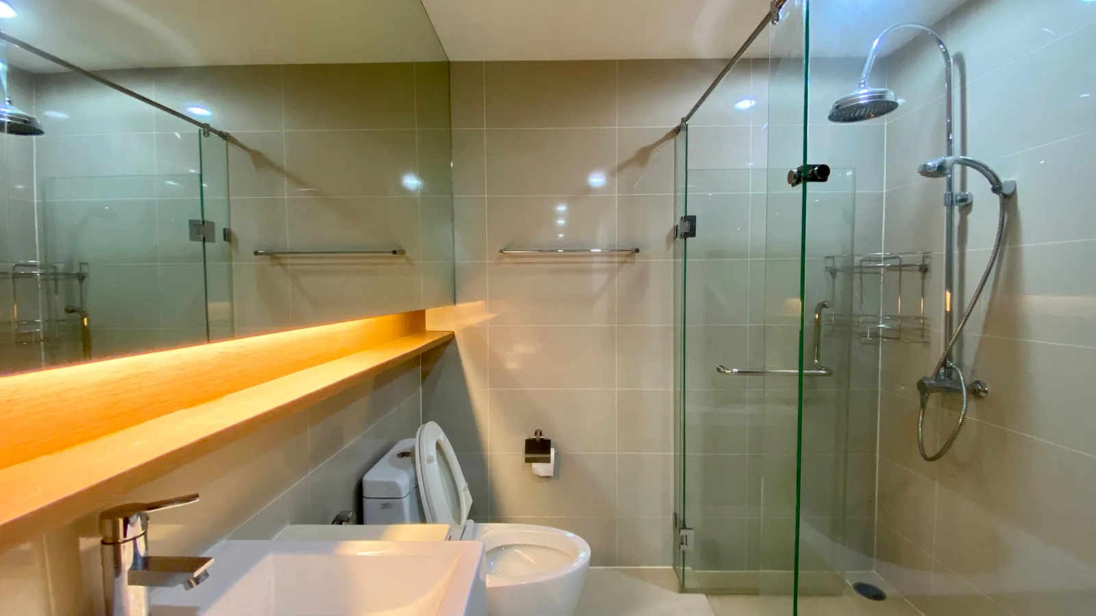 15 Sukhumvit Residences — photo 8