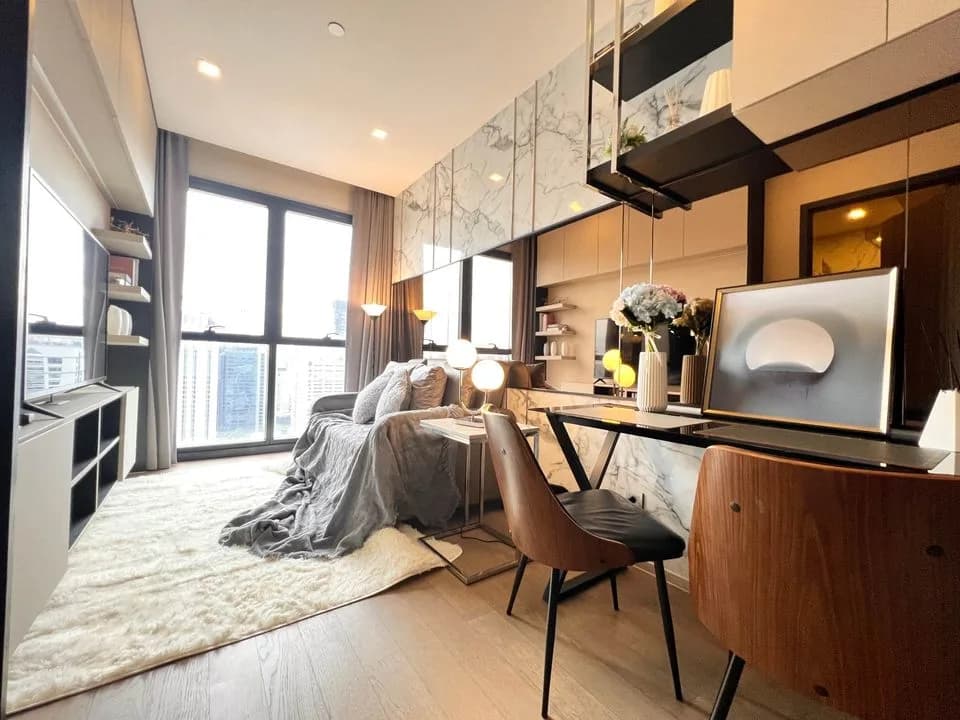 Ashton Asoke — photo 1