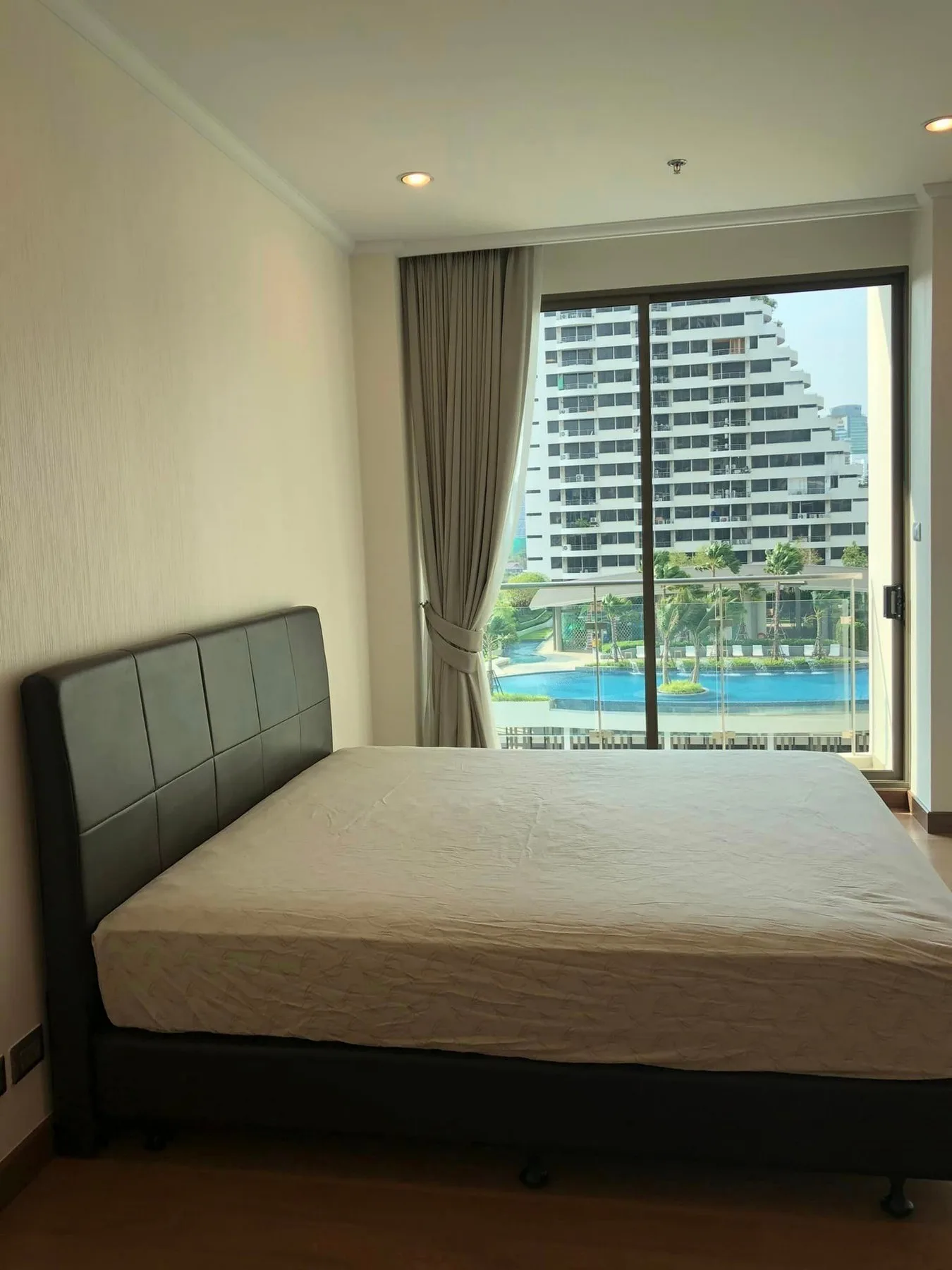 Supalai Oriental Sukhumvit 39 — photo 3