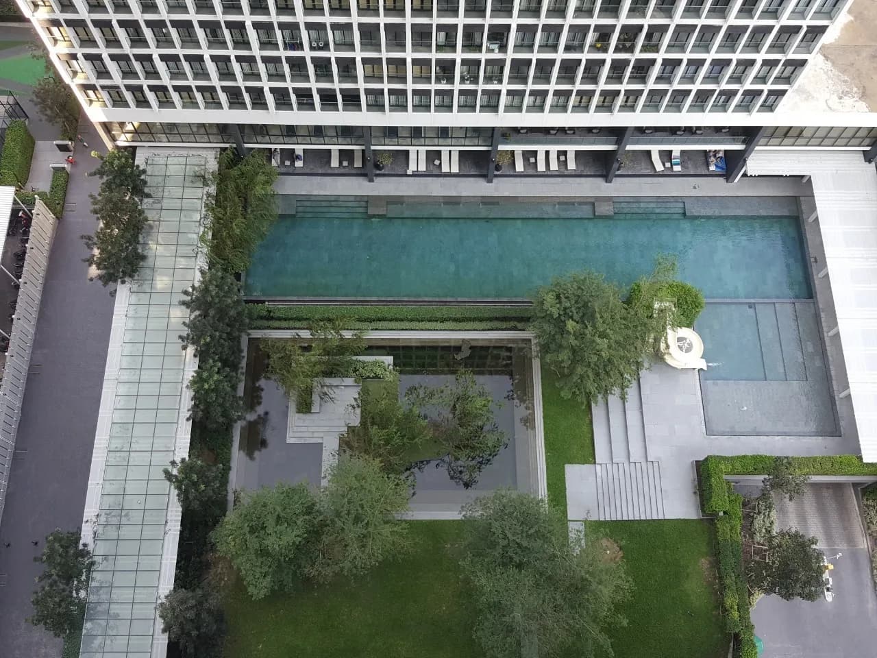 Noble Ploenchit — photo 19